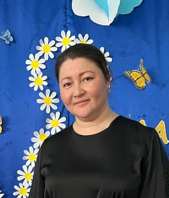 Педагогический работник Менглиянова Алия Эдыльхановна.